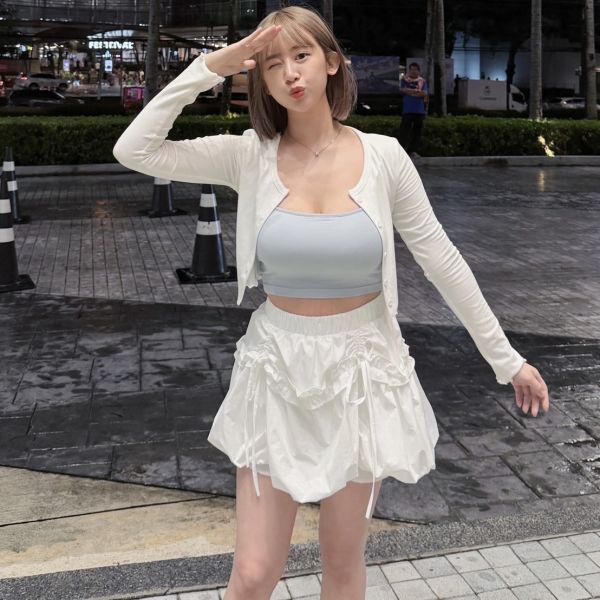 荷葉邊蝴蝶結澎澎裙 