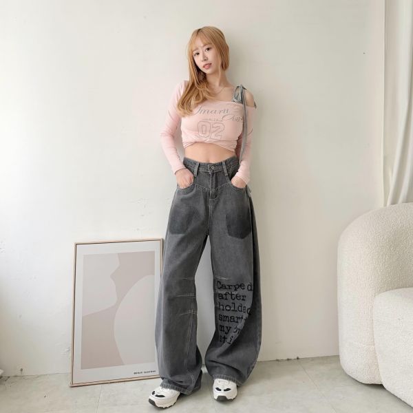 【514專屬】英文字彎刀牛仔褲 