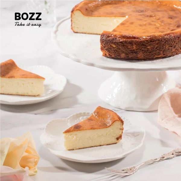 【母親節早鳥】8" 巴斯克乳酪蛋糕 (附1組6入盤叉+1把塑膠刀)-無蠟燭 