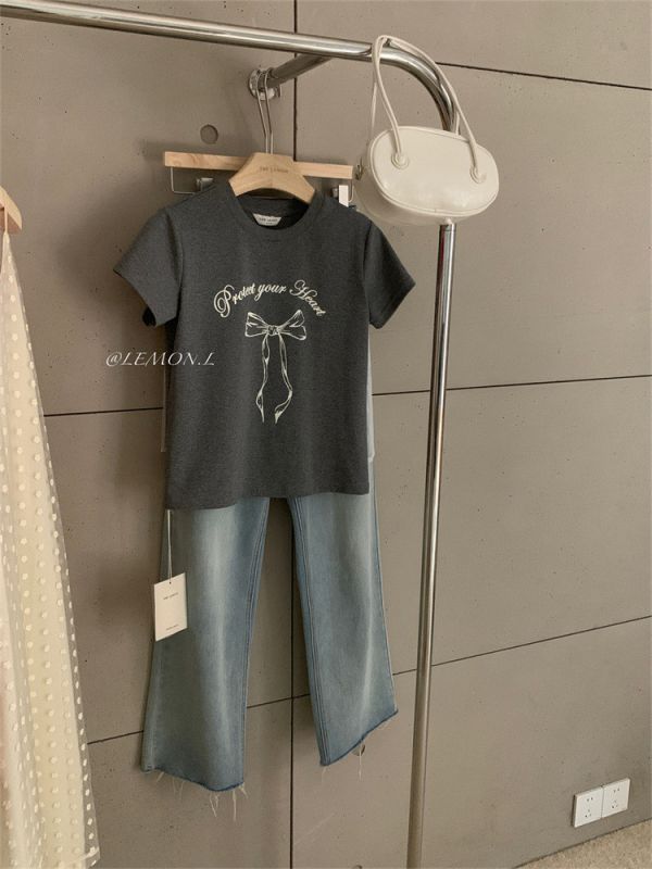 (預購)線條蝴蝶蝶短袖 