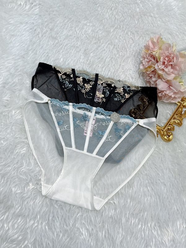 M048（尺寸M:偏大） 