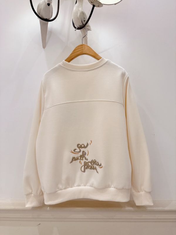 星芒刺繡柔軟微厚棉衣 棉質上衣,刺繡上衣,立體刺繡,休閒上衣,微厚上衣,圓領上衣,百搭上衣,秋冬上衣