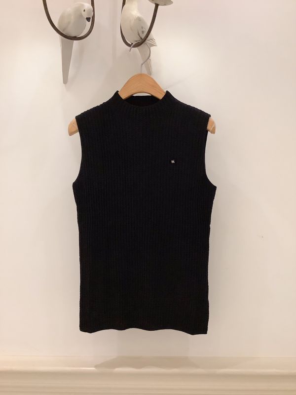 柔紋細織高領無袖上衣 無袖上衣,針織背心,高領上衣,韓系穿搭,羅紋針織,秋冬上衣,質感女裝,百搭上衣,韓國女裝,簡約風上衣