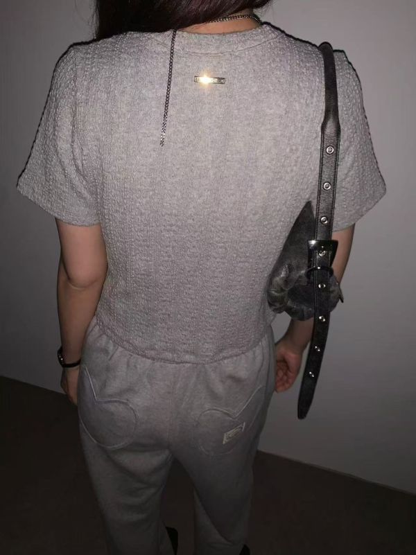 緹香金釦上衣 小香風上衣,短袖女裝,合身剪裁,氣質女裝,優雅上衣,法式風格,精緻織紋,高級感穿搭