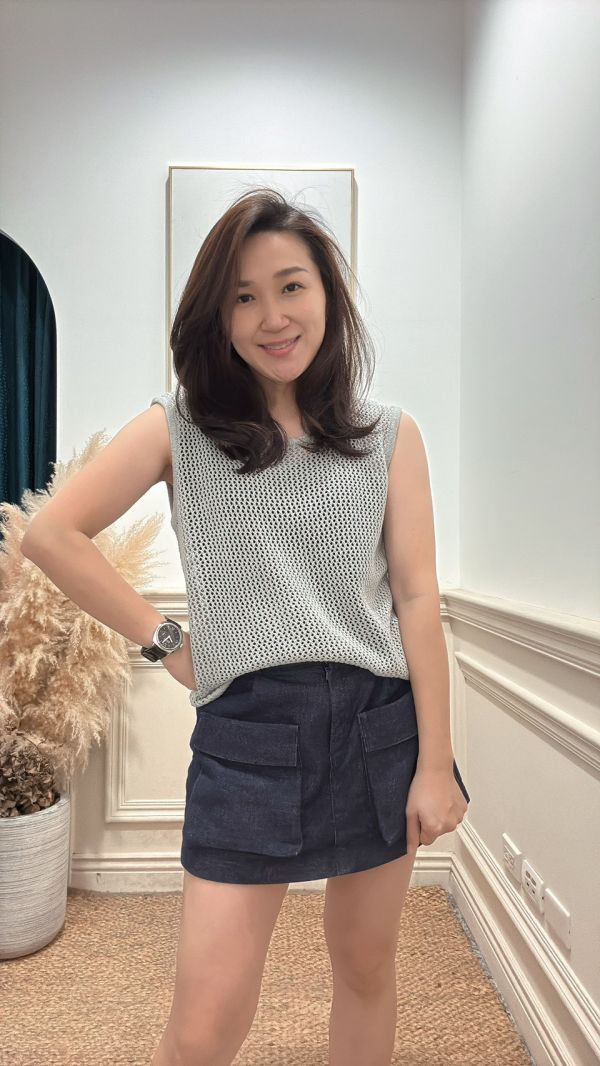 涼感鏤空針織無袖上衣 鏤空針織背心,無袖針織上衣,夏季背心推薦,透氣針織衫,涼感上衣,女裝針織,百搭上衣,韓系無袖上衣,鏤空上衣女,修身背心