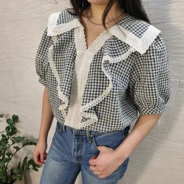 蕾緹花邊格紋襯衫 格紋襯衫,花邊上衣,雕花領襯衫,復古女裝,韓系上衣,甜美穿搭,立體剪裁上衣,棉質上衣,氣質襯衫,短袖襯衫