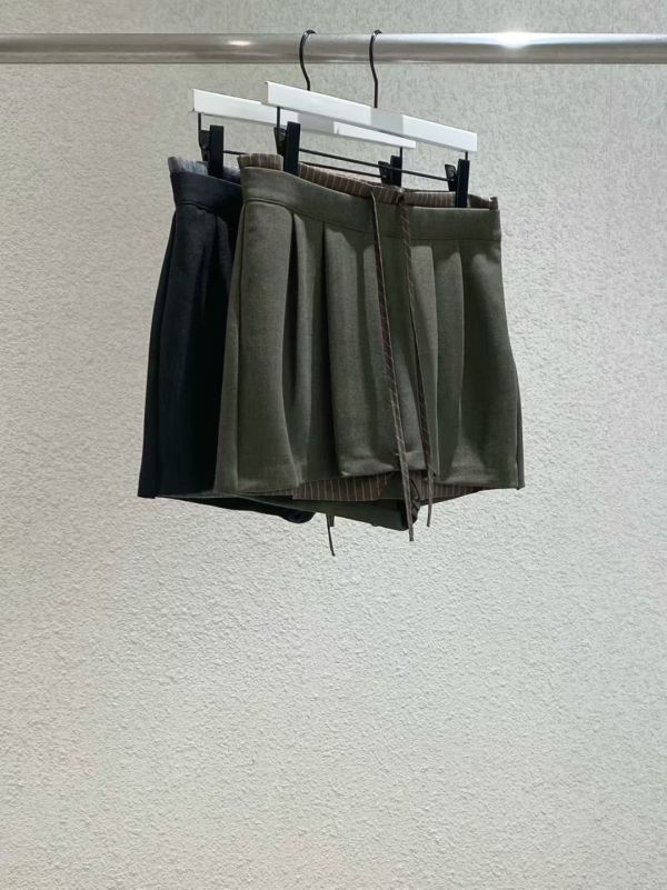靜序織帶褲裙 織帶褲裙,質感褲裙,修身褲裙,極簡風,韓系女裝,秋冬下著,高級感褲裙,氣質穿搭