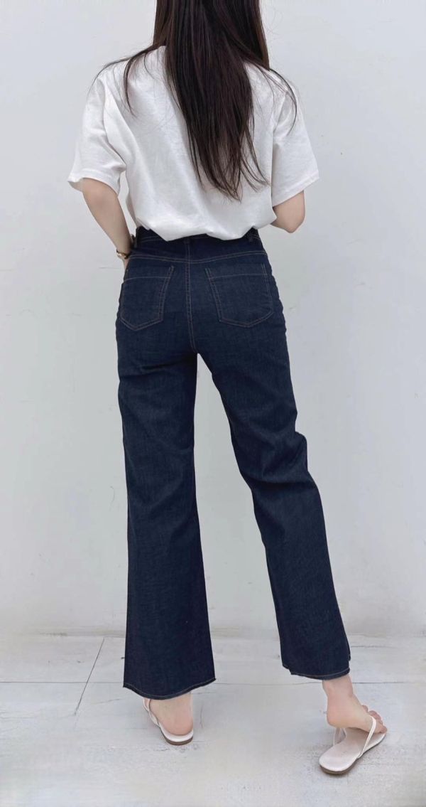 深靛流線・喇叭丹寧褲 喇叭褲,丹寧喇叭褲,修身牛仔褲,女裝丹寧,復古牛仔,正韓女裝