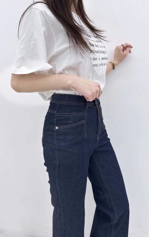 深靛流線・喇叭丹寧褲 喇叭褲,丹寧喇叭褲,修身牛仔褲,女裝丹寧,復古牛仔,正韓女裝