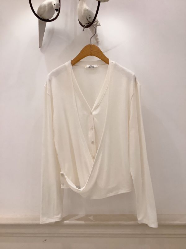 柔光綻放・交疊垂墜上衣 垂墜上衣,修身上衣,氣質女裝,百搭上衣,高雅穿搭,顯瘦上衣,秋冬新款上衣,品牌女裝