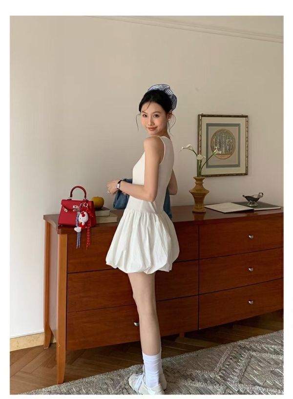 Le molt 微甜蓬裙洋裝 蓬裙洋裝, 方領洋裝, 無袖洋裝, A字裙, 短洋裝, 甜美風格, 清新穿搭, 夏季洋裝, 約會穿搭, 休閒洋裝, 迷你裙, 設計款洋裝