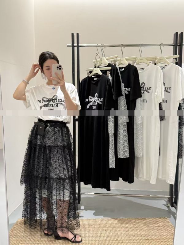 Le molt 蕾絲夢境層疊裙 蕾絲裙,層次裙,甜美裙裝,約會穿搭,少女感裙子,裙子推薦,氣質穿搭,層疊裙,約會裙,甜美風穿搭