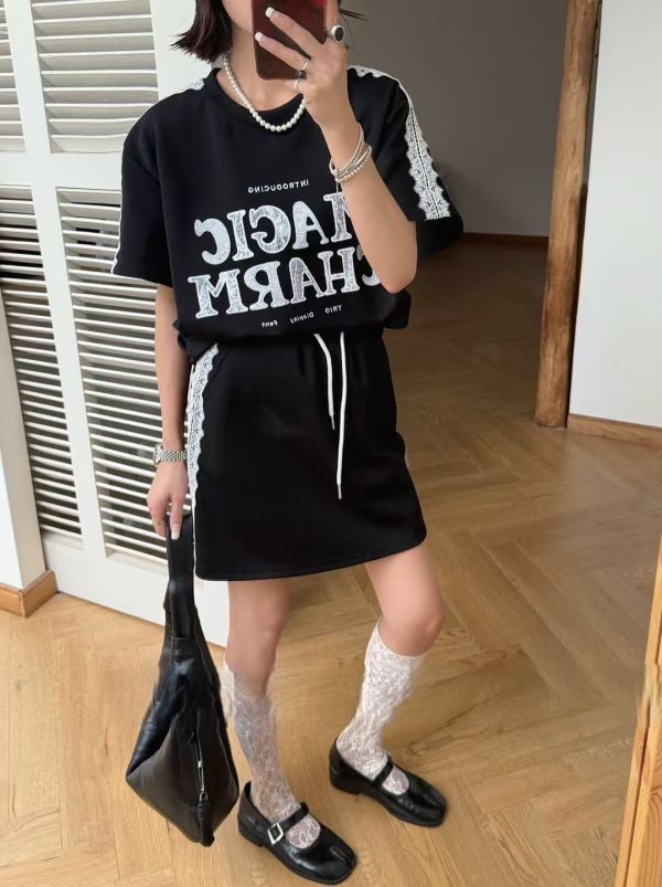 Le molt清新夏日蕾絲邊套裝，輕鬆打造優雅與舒適並存的浪漫穿搭 套裝