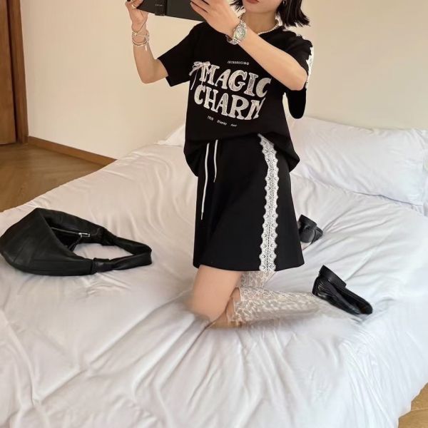 Le molt清新夏日蕾絲邊套裝，輕鬆打造優雅與舒適並存的浪漫穿搭 套裝