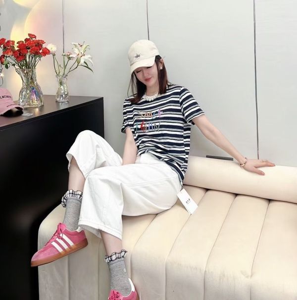 Le molt 棉麻彩字潮感Tee 棉麻T恤,韓系穿搭,街頭風T恤,寬鬆短袖,夏季T恤推薦,刺繡字母T,休閒百搭上衣,女生T恤,