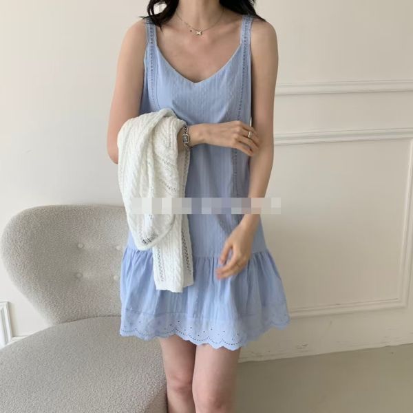Le molt 夏日蕾絲洋裝 夏日洋裝,蕾絲洋裝,韓系穿搭,清新洋裝,吊帶洋裝推薦,氣質洋裝,夏季洋裝