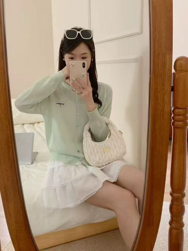 Le molt春日繽紛色彩外套，輕盈薄款，時尚外搭完美選擇 小外套,薄款