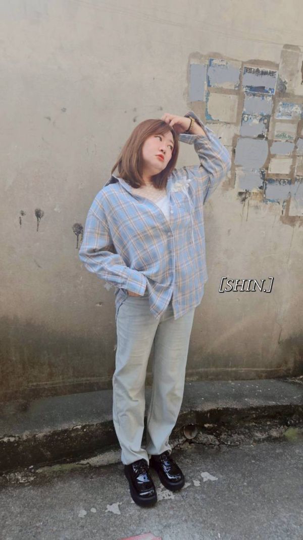 可愛KT格子襯衫(藍格/黃格) 