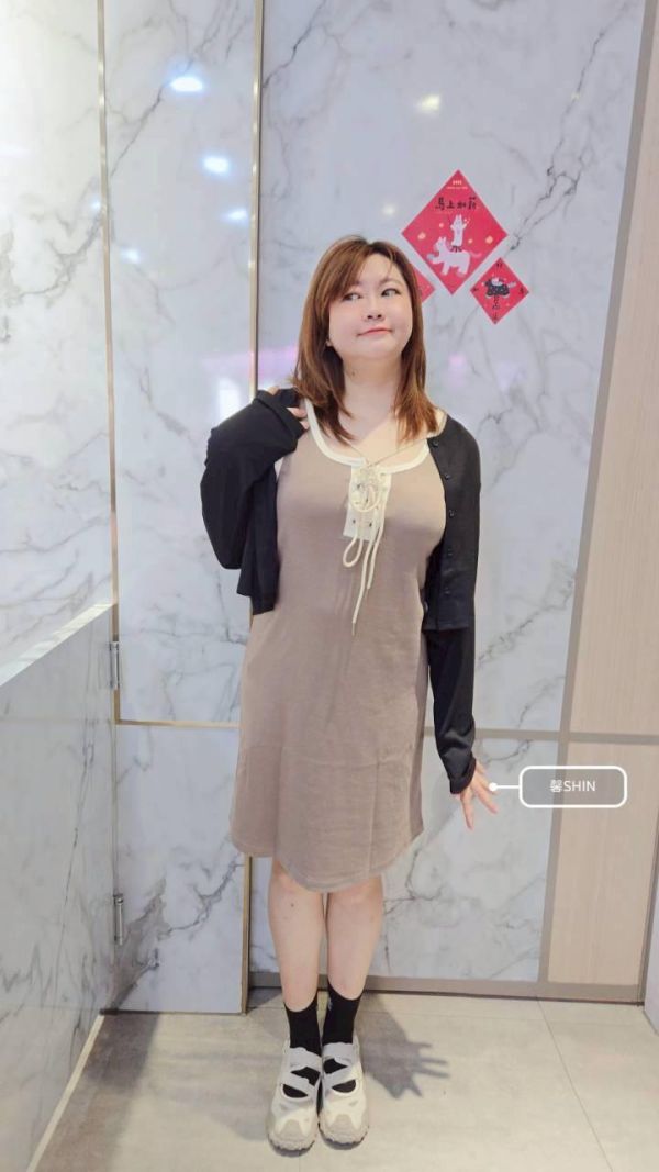 基本款排釦小外套(卡其/杏/黑) 