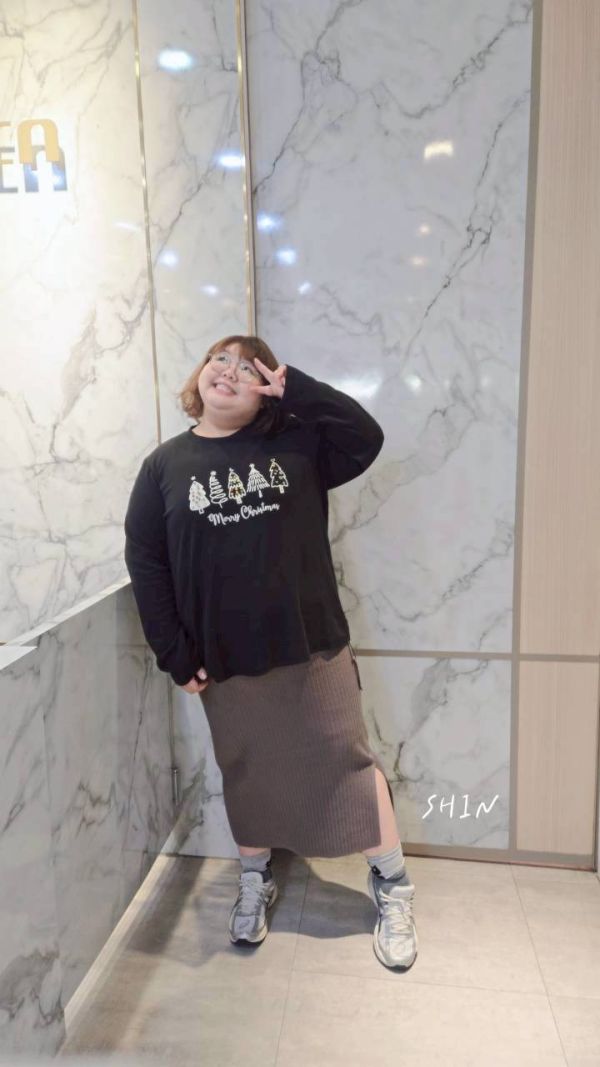 聖誕樹磨毛T(黑/白/灰) 