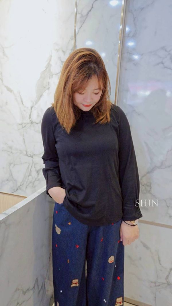 百搭簡約長袖T恤(黑/白) 