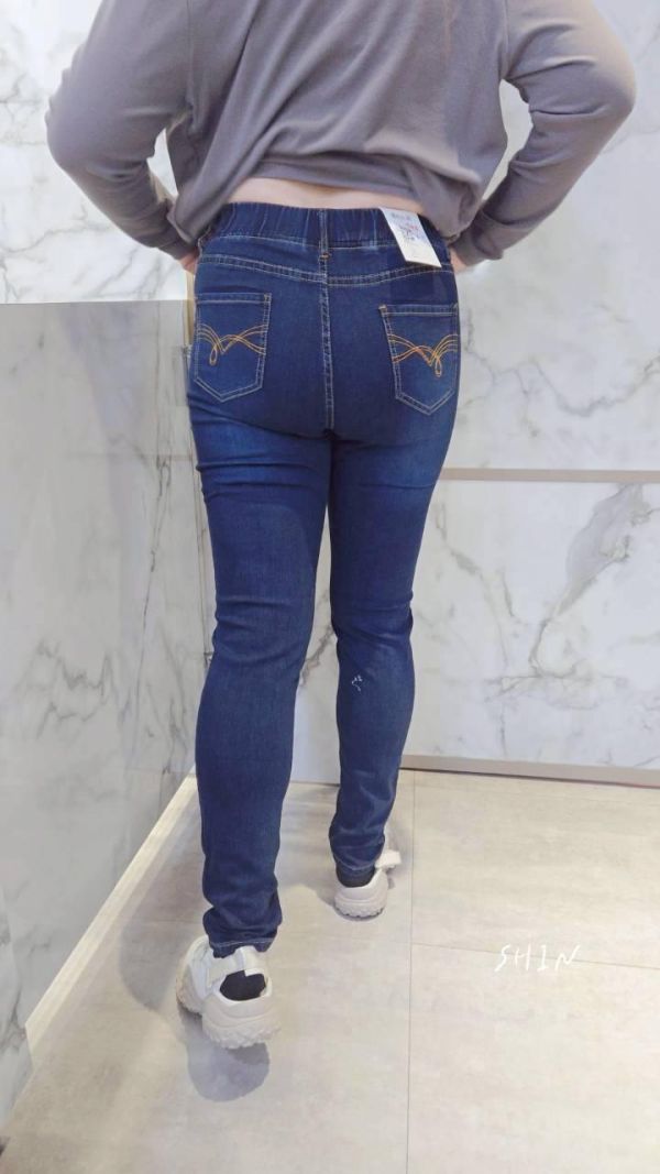 袋叉車線素牛仔長褲 