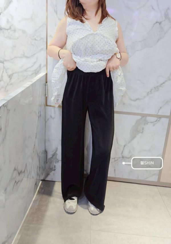 滑面坑條寬褲(灰/黑) 