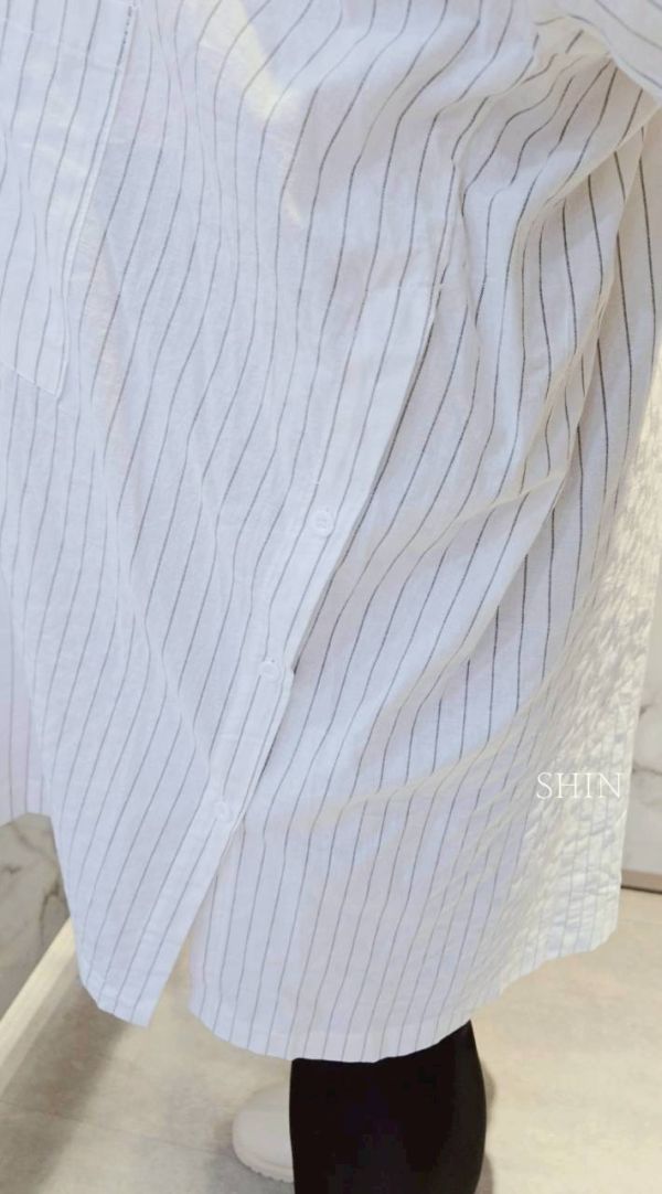 細條反摺領釦襯衫 