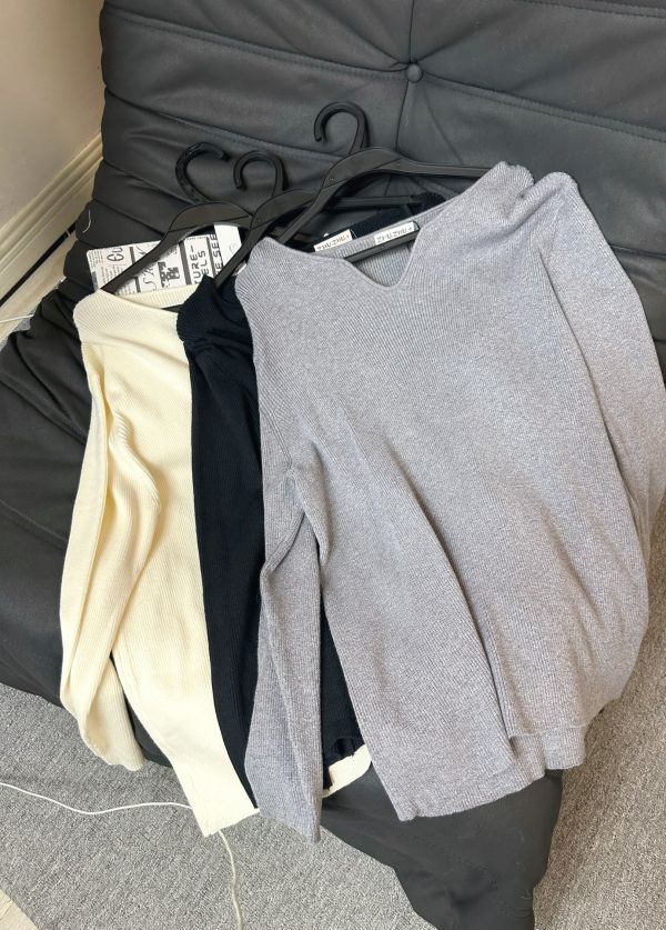 V領羅紋針織毛衣(黑/咖/杏/紅/淺灰) 