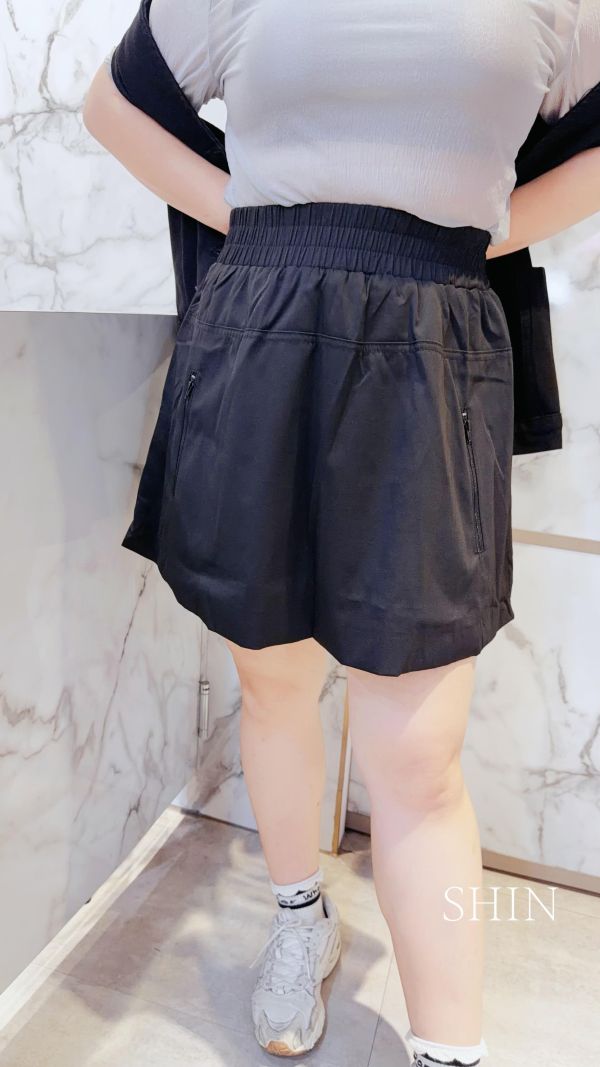 拉鍊口袋小傘褲裙 