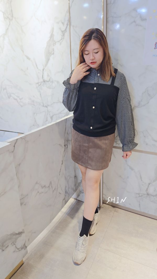 日系格紋假兩件上衣 