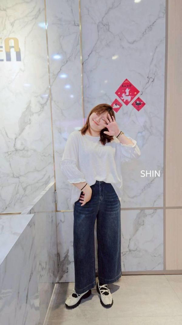 超好看下包邊牛仔寬褲(深/淺) 