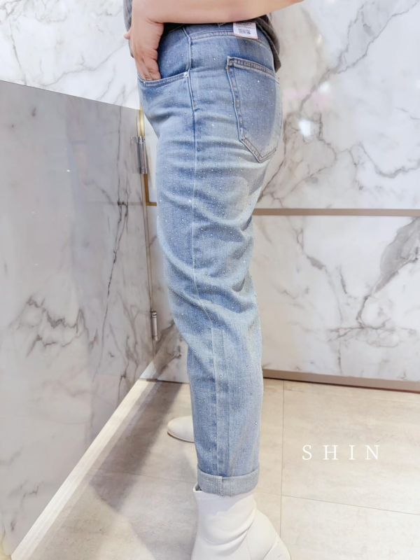 流行尖端滿鑽老爹褲 