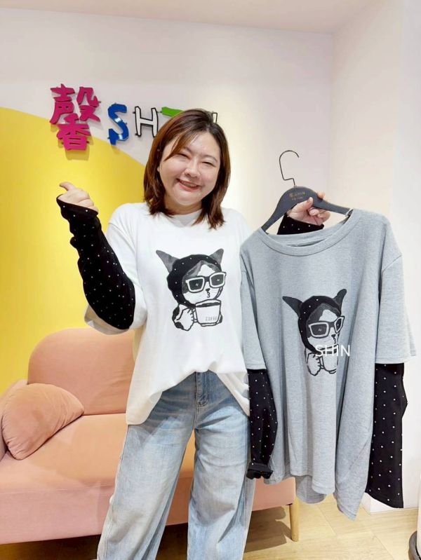 墨鏡帥貓貓波點袖假兩件T(白/灰/黑) 