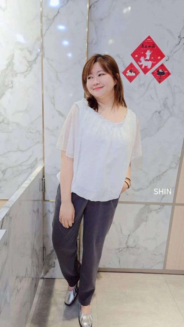 網紗氣質爆表上衣(溫柔白/氣質杏/百搭黑) 