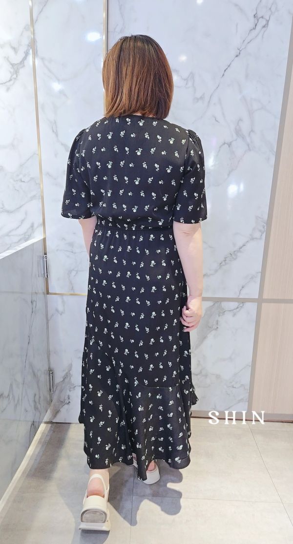 V領點花長洋(點點/花朵) 