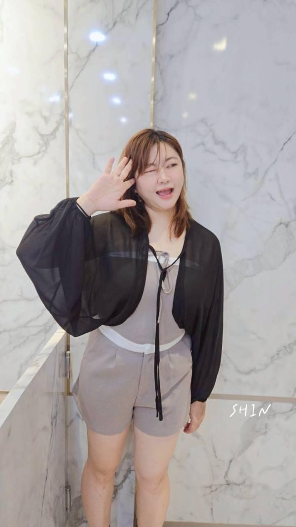 好辣的太空棉撞色平口套裝(奶茶/黑) 