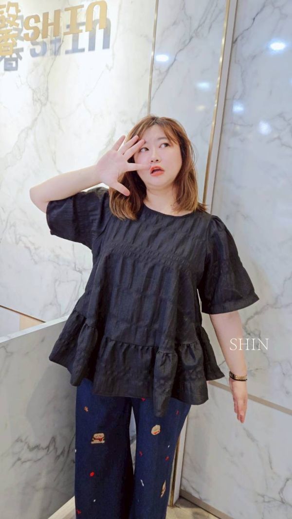 正韓KOREA泡泡上衣(白/黑) 