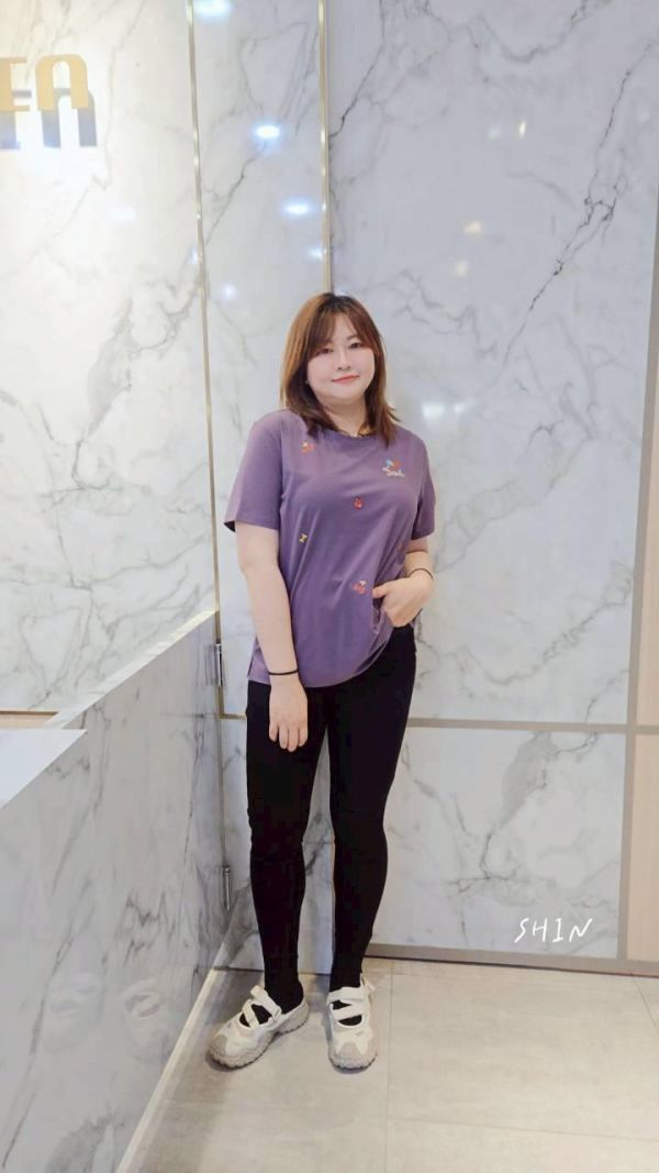 小圖狗狗萊卡上衣(黑/紫) 