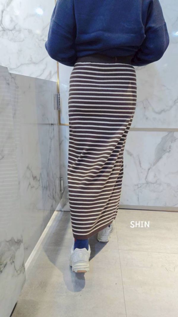 日系小姐姐必備條紋針織長裙(咖杏/黑白/灰杏) 