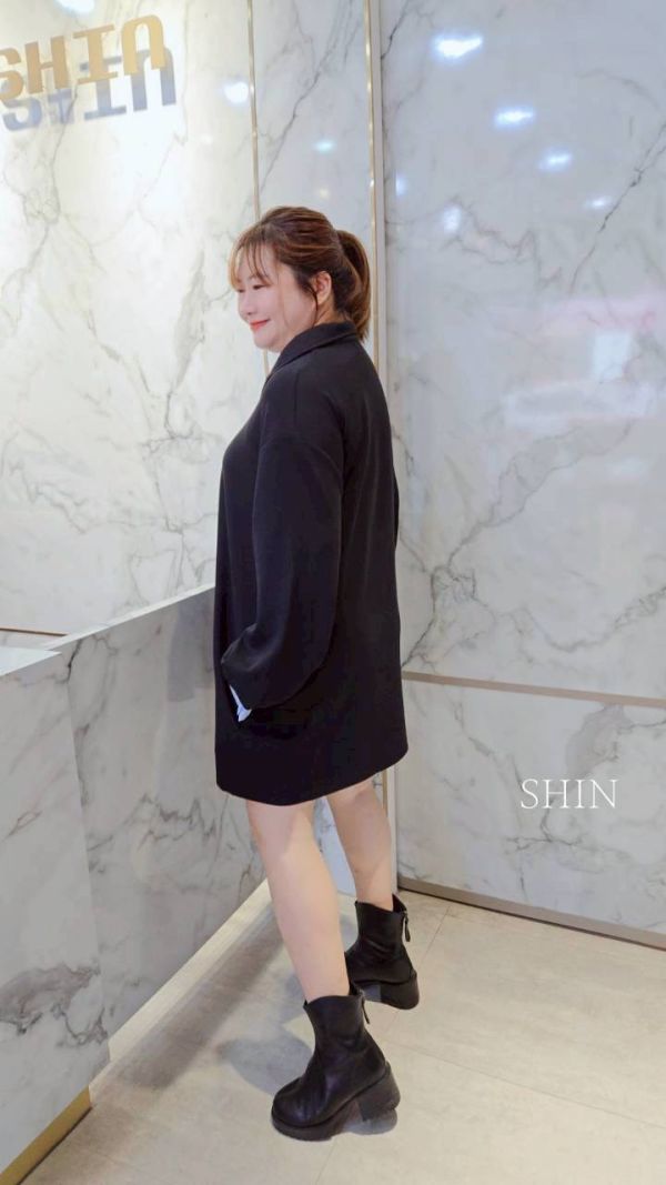 直紋襯衫領假兩件T(灰/黑) 