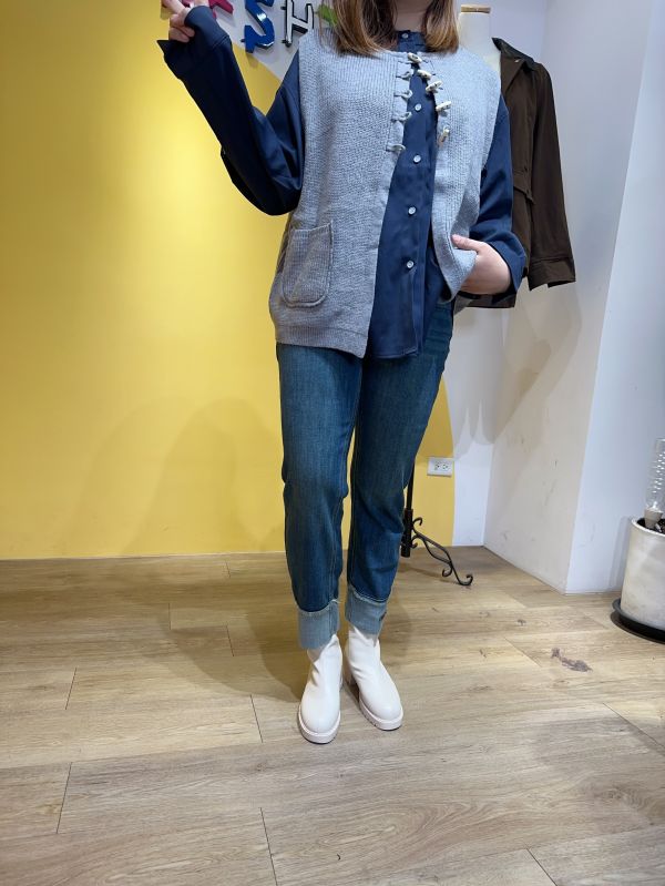 小牛皮標翻管煙管褲 