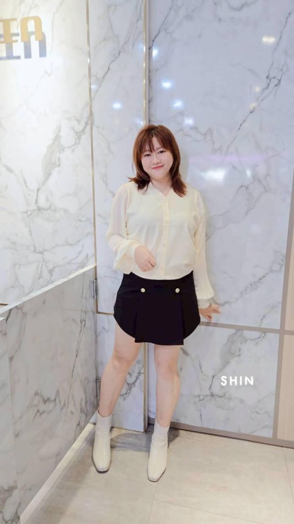 V領針織拼雪紡袖上衣(黑/卡/紅/杏) 