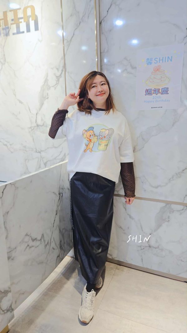 配點點皮帶長皮裙 