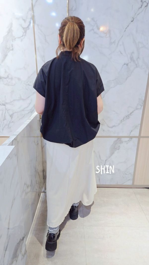 立領造型衫 