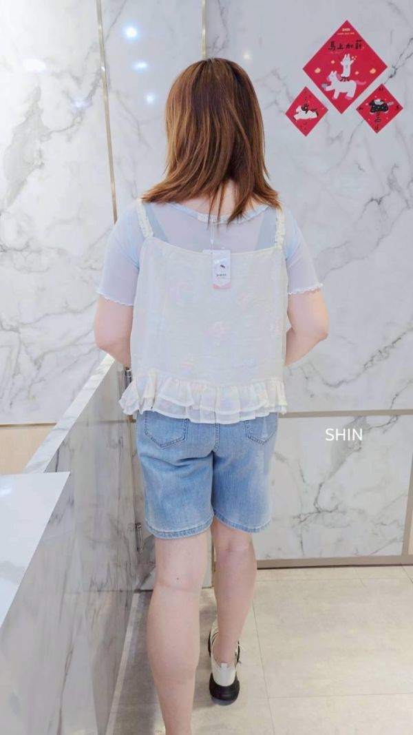 好美耶!亮亮彩花背心 