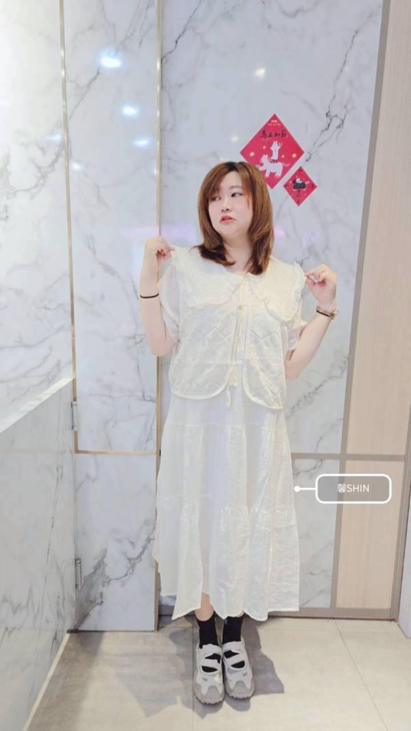 真兩件蕾絲背心+娃娃領洋裝(米白/黑) 