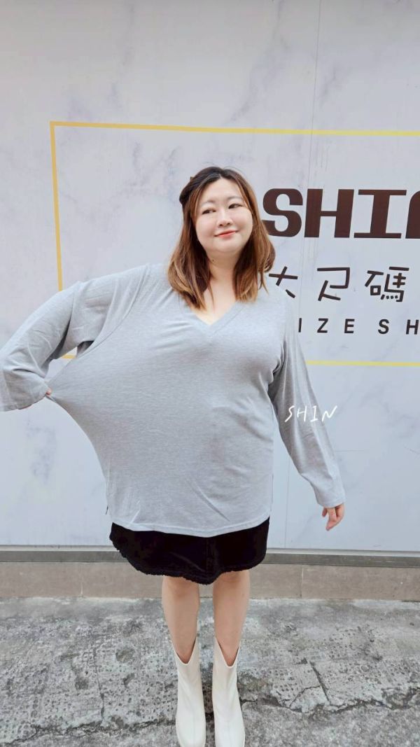 純色V領高彈T(紫/淺灰/卡其) 