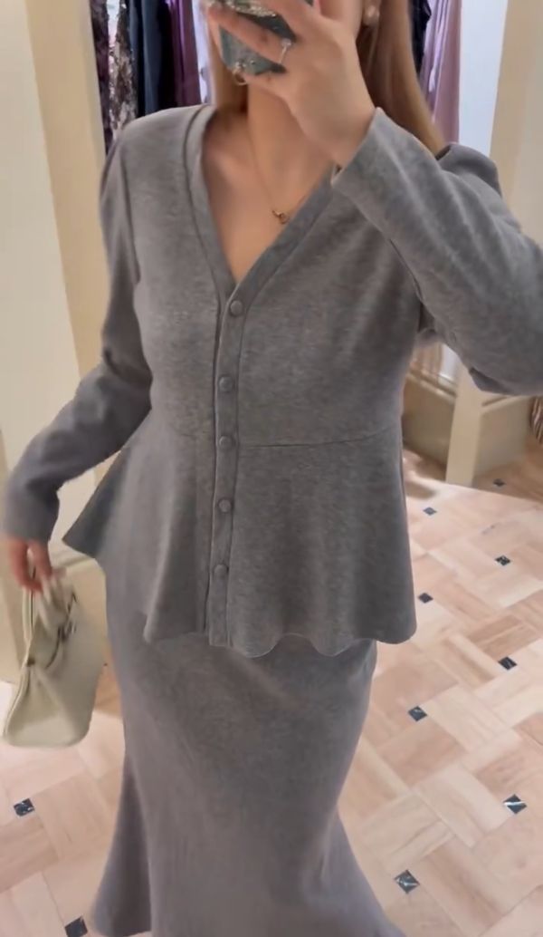 最美麗的針織氣質魚尾長裙套裝(黑/灰) 