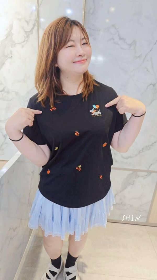 小圖狗狗萊卡上衣(黑/紫) 